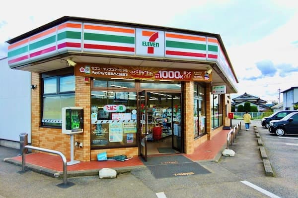 セブンイレブン 臼田田口店